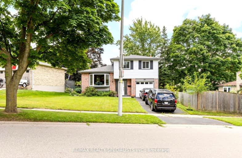 33 HILLCREST Avenue, Brant | Image 1