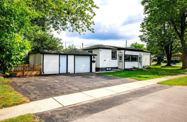 1220 Hollywood Street, Fort Erie | Image 1