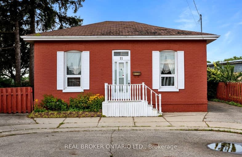 11 Halls Avenue, Brantford | Image 1