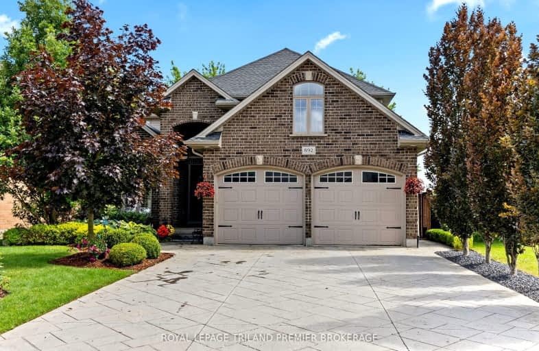 892 Talisman Crescent, London | Image 1