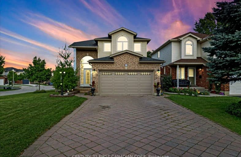 687 Sprucewood Drive, London | Image 1