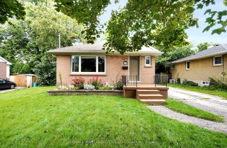 638 Tennent Avenue, London | Image 1