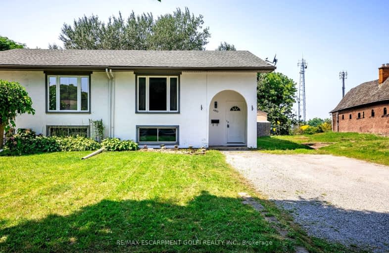 4553 Sussex Drive, Niagara Falls | Image 1