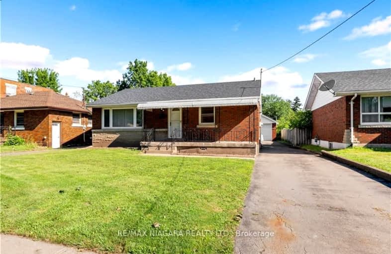 5895 Valley Way, Niagara Falls | Image 1