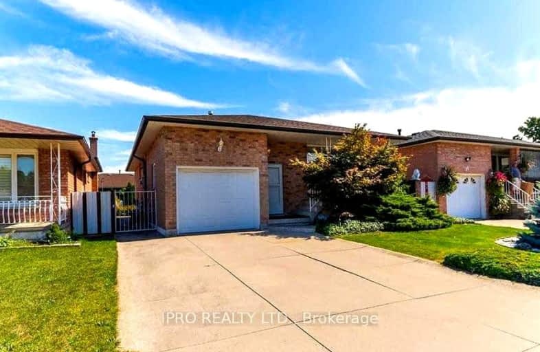 -Uppe-7 Capri Crescent, Hamilton | Image 1