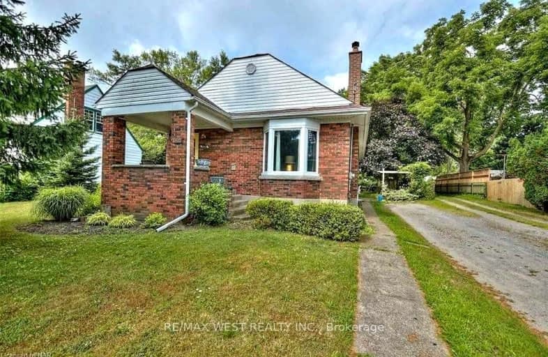 BSMT-3813 St Peter Avenue, Niagara Falls | Image 1