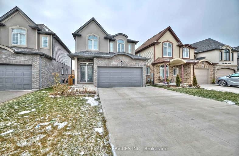 Upper-6045 Ernest Crescent, Niagara Falls | Image 1