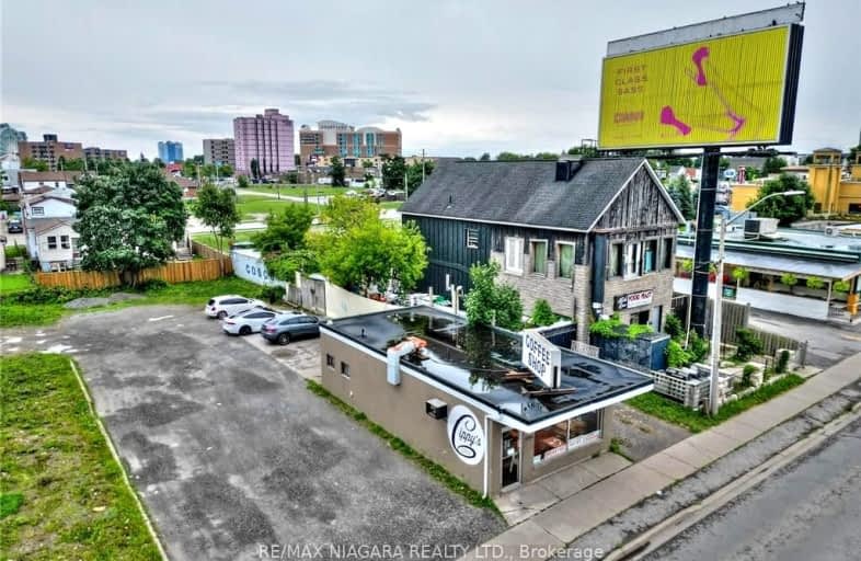 5784 Stanley Avenue, Niagara Falls | Image 1