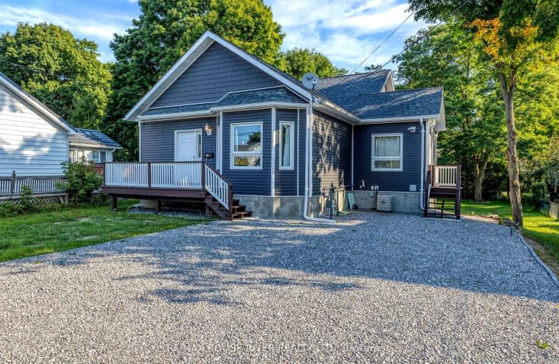 100 Queen Street, Kawartha Lakes | Image 1