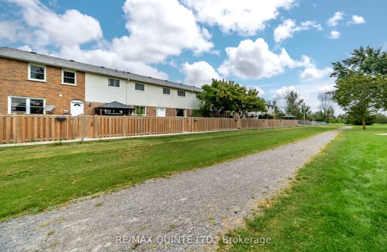 76-25 Tracey Park Drive, Belleville | Image 1