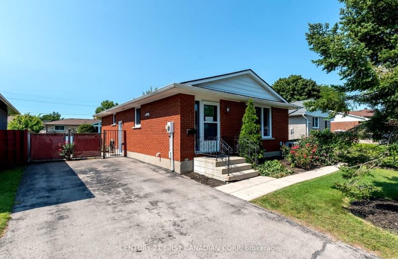 90 Moore Street, Aylmer | Image 1