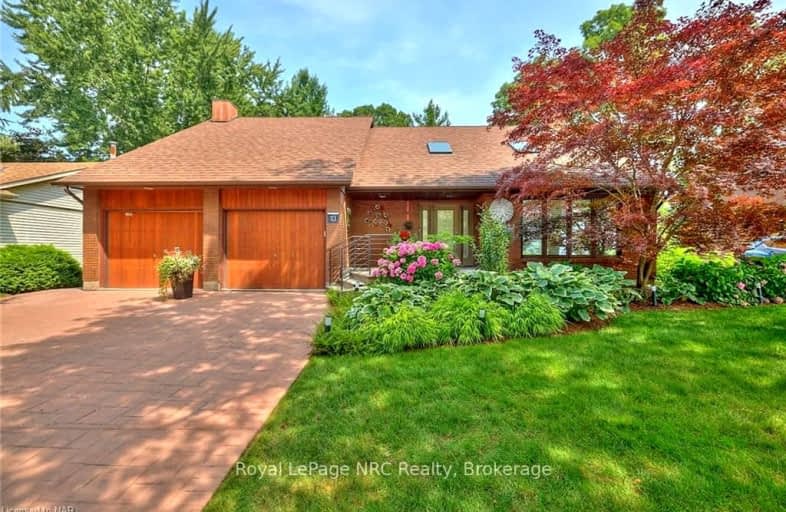 13 Oak Drive, Niagara on the Lake | Image 1