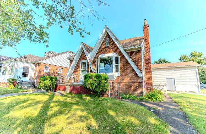 15 Queensbury Road, Fort Erie | Image 1