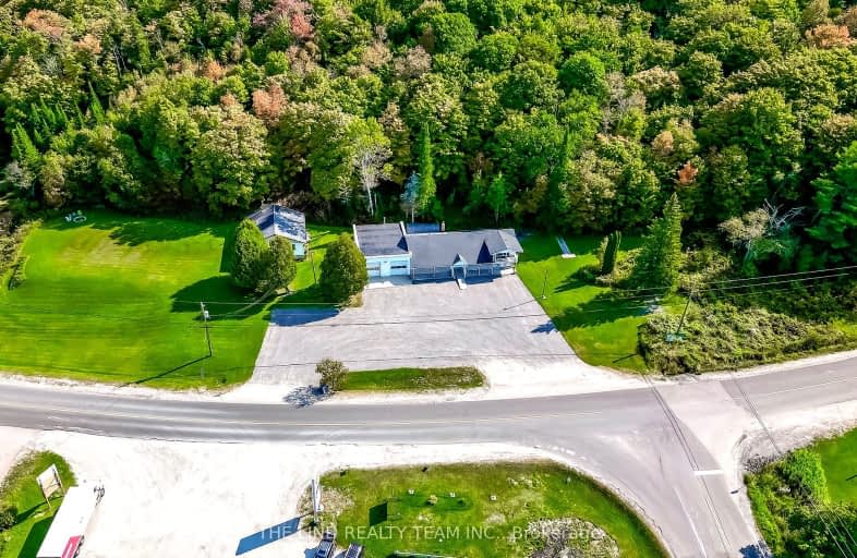 949 Raymond Road, Muskoka Lakes | Image 1