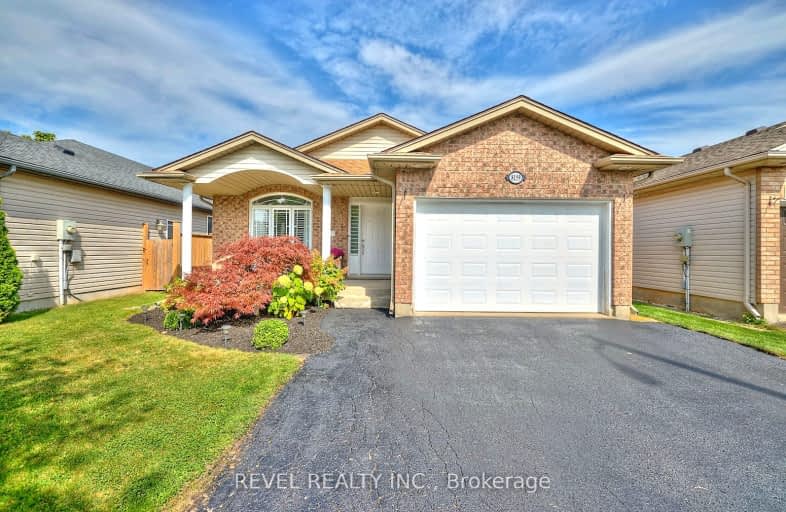 8159 Barrett Crescent, Niagara Falls | Image 1