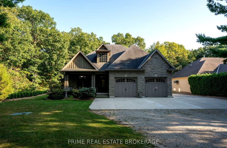 8791 Timberwood Trail, Lambton Shores | Image 1