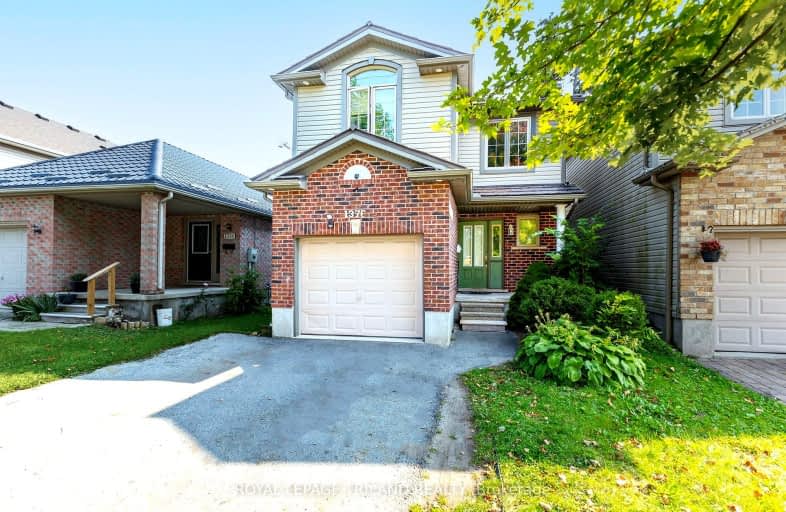 1376 Aspenridge Crescent, London | Image 1