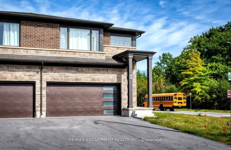 4235 Shuttleworth Drive, Niagara Falls | Image 1