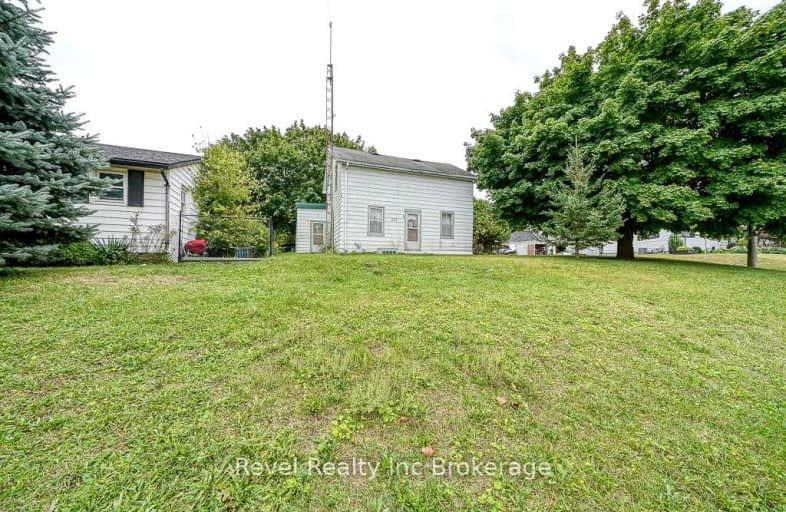 221 Charles Street West, Ingersoll | Image 1