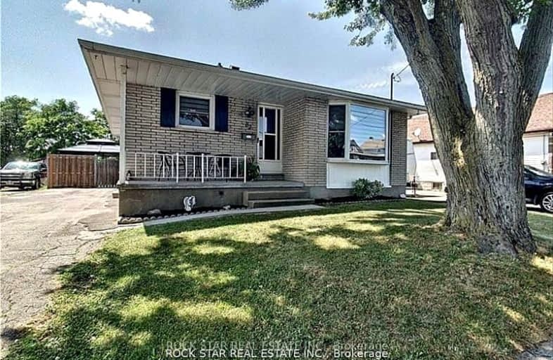 Upper-82 Deere Street, Welland | Image 1