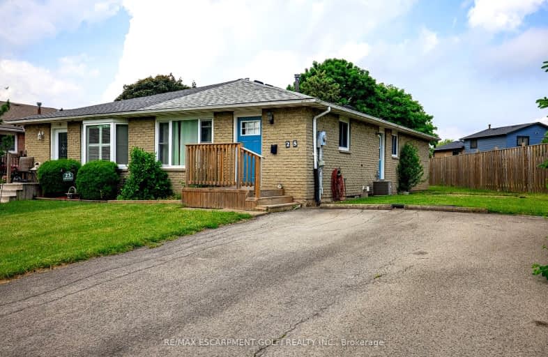 25 Lampman Crescent, Thorold | Image 1