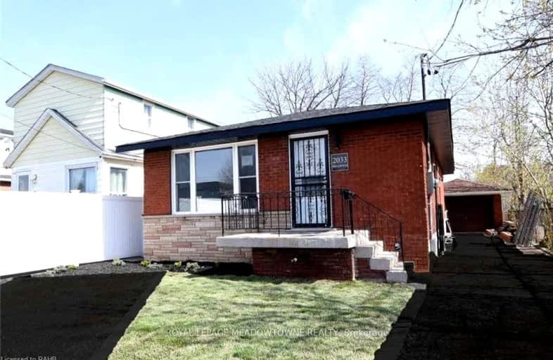 2033 Brampton Street, Hamilton | Image 1