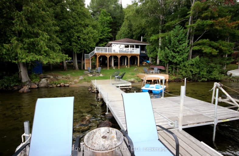 938 Siberia Road, Madawaska Valley | Image 1