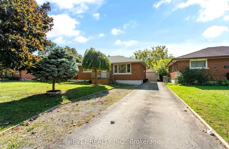 7488 Wanless Street, Niagara Falls | Image 1