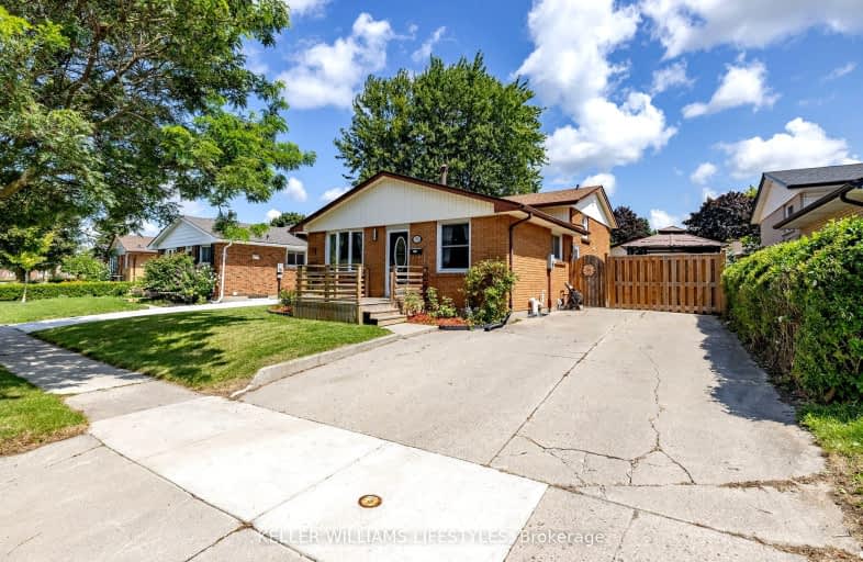 335 Admiral Drive, London | Image 1