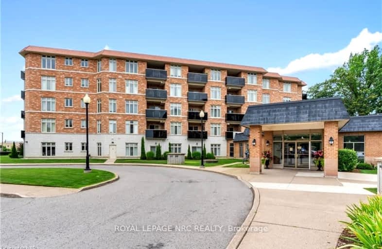 328-8111 Forest Glen Drive, Niagara Falls | Image 1