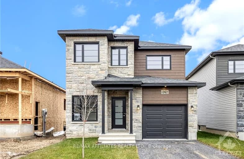 1205 MONTBLANC Crescent, Russell | Image 1