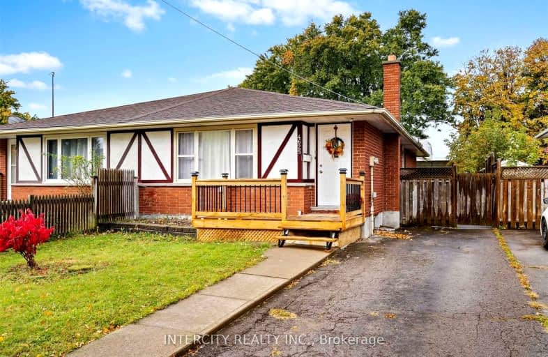 4625 Sussex Drive, Niagara Falls | Image 1