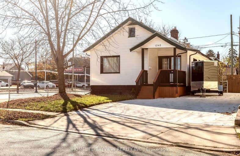 1343 Lillian Avenue North, Windsor | Image 1