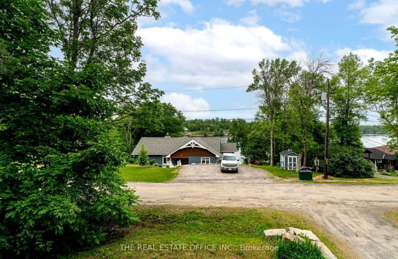 135 Hill Street, Gravenhurst | Image 1