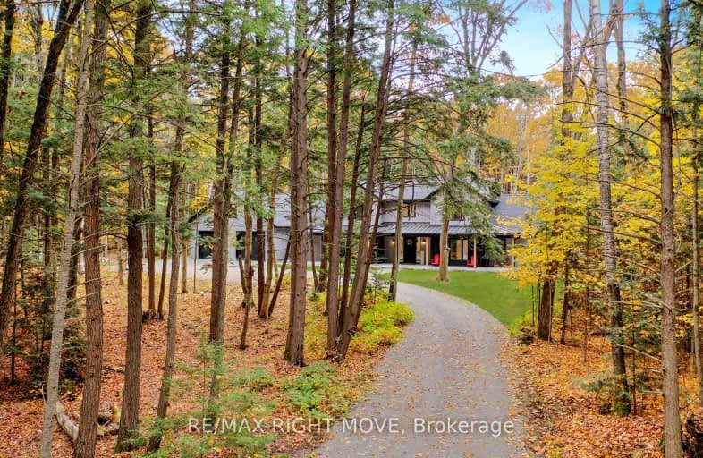 1025 Davis Drive, Gravenhurst | Image 1