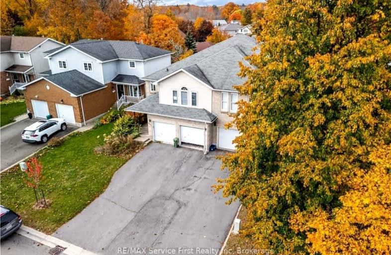 995 WATERBURY Crescent, Kingston | Image 1