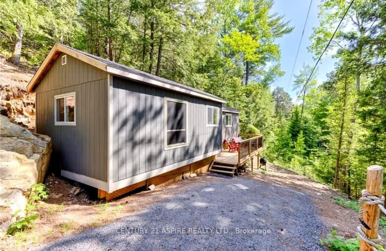 158 EASTSIDE TROUT LAKE Lane, Madawaska Valley | Image 1