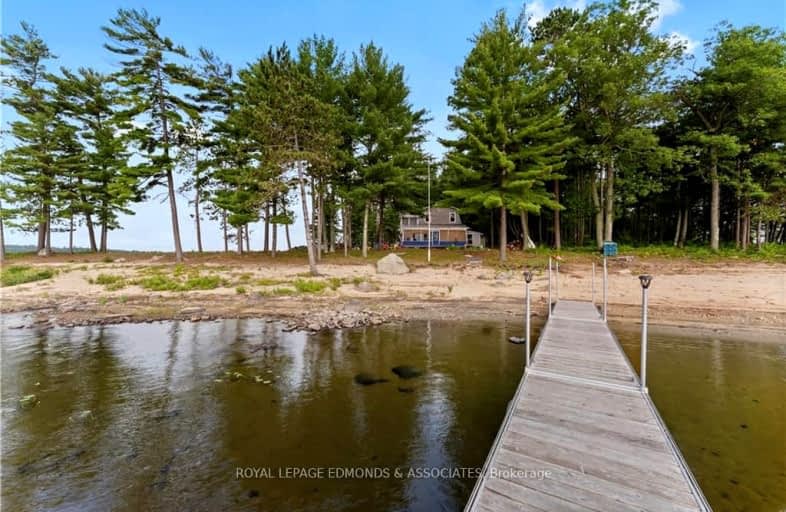 WABEWABA ISLAND, Petawawa | Image 1