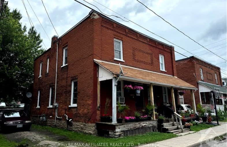 5-7 OGDEN Avenue, Smiths Falls | Image 1