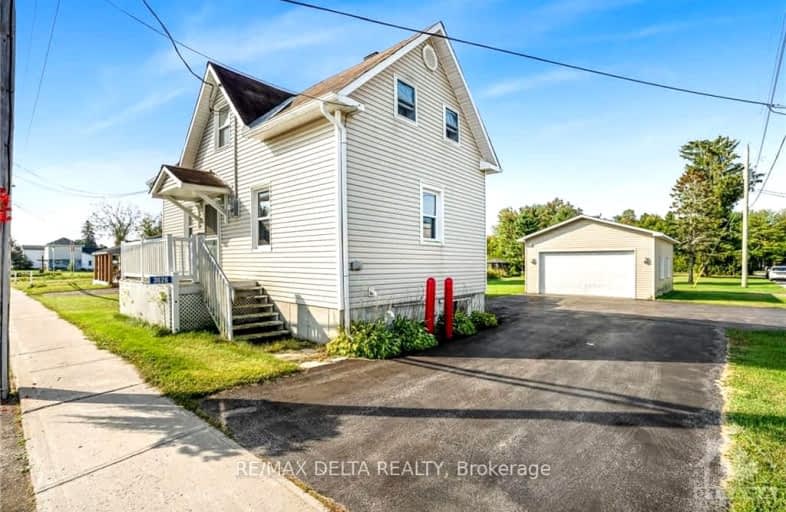 3626 CHAMPLAIN Street, Clarence Rockland | Image 1