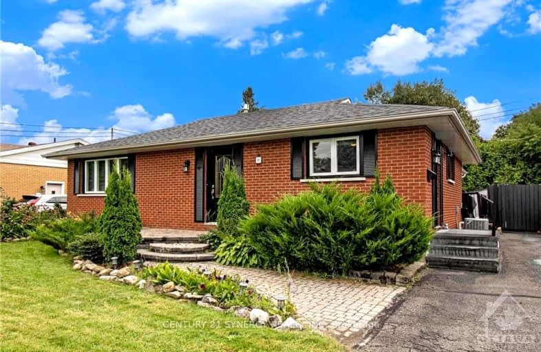 92 JASPER Avenue, Smiths Falls | Image 1