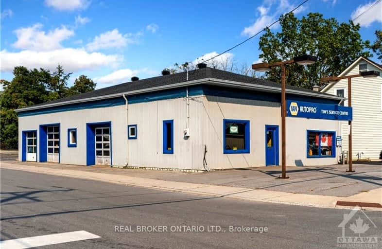 105 HIGH Street, Carleton Place | Image 1