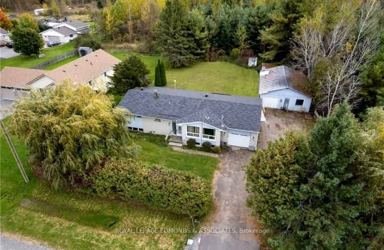 375 White Water Road, Laurentian Valley | Image 1