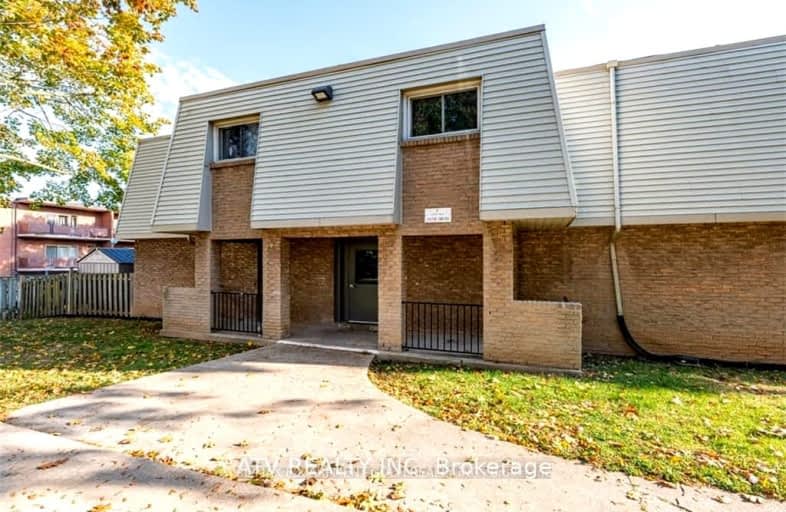 146-17 Old Pine Trail, St. Catharines | Image 1